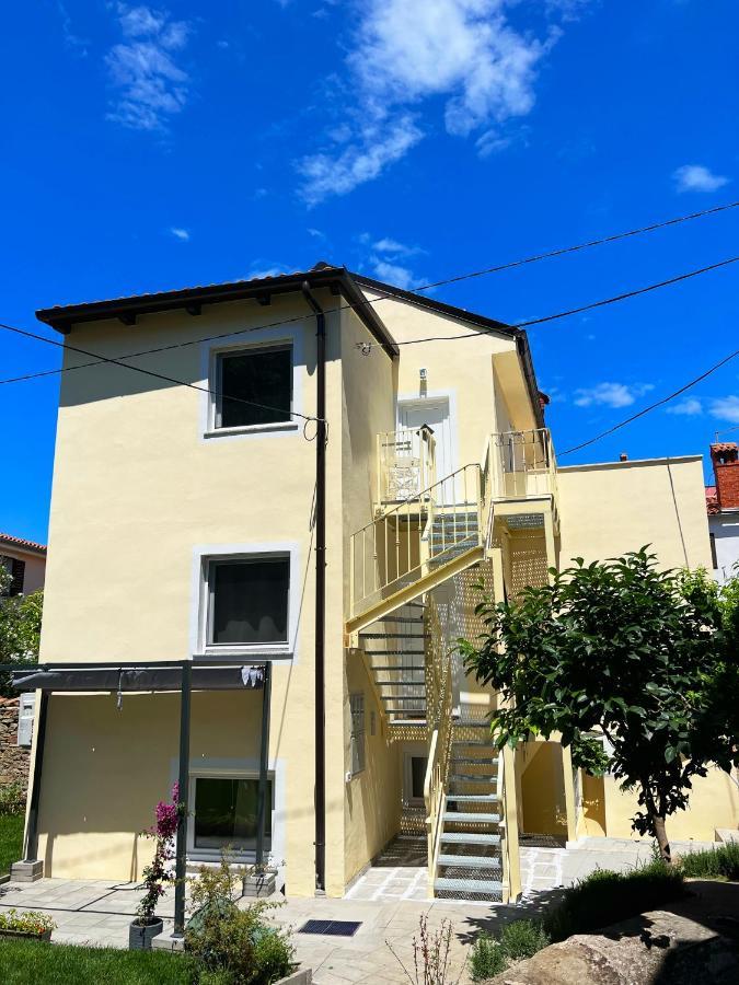 Hisa Limoni Apartman Koper Kültér fotó